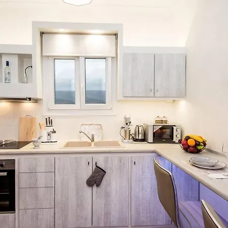 Kurti Apartment